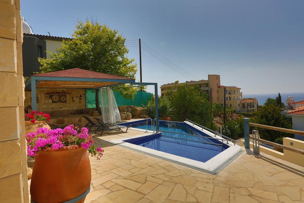 Villa Infinite Blu Paphos Exterior photo