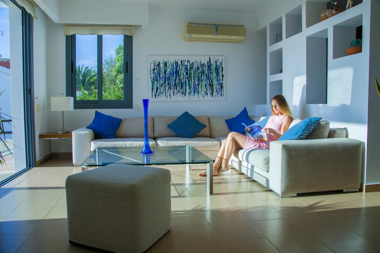 Villa Infinite Blu Paphos Exterior photo