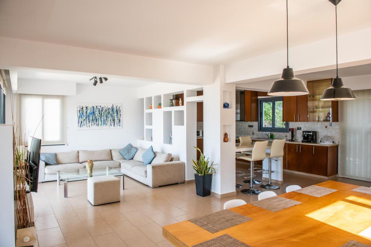 Villa Infinite Blu Paphos Exterior photo